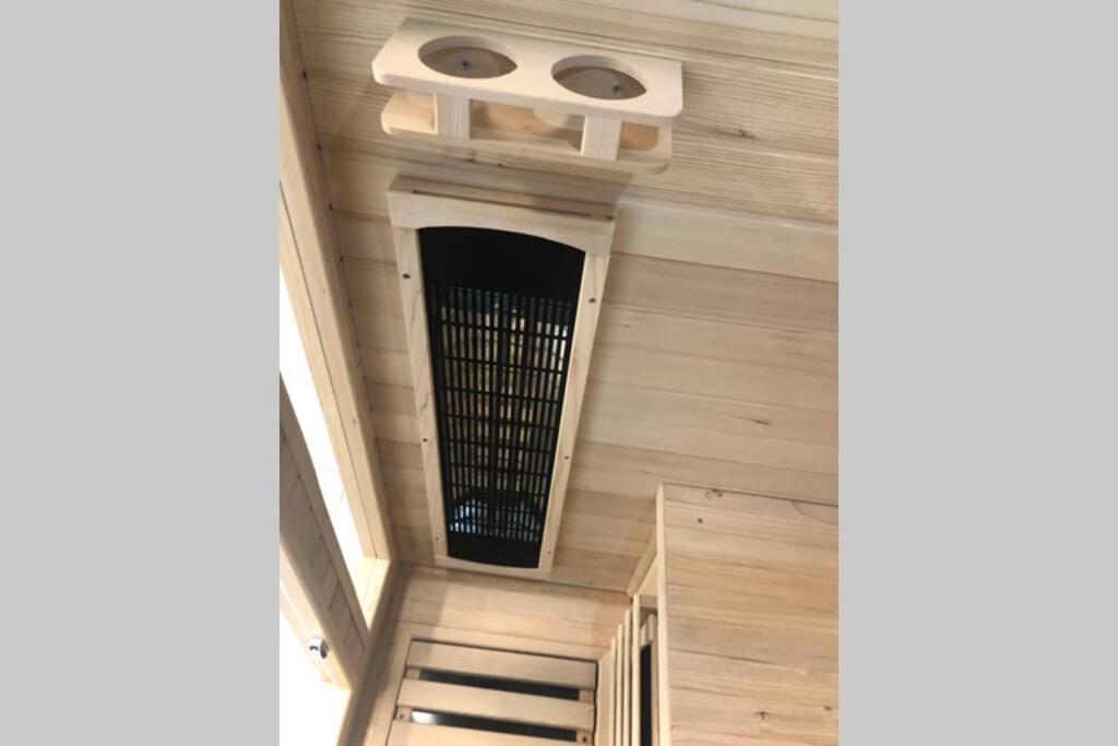 Stadtsuite Mit Sauna In Wiener Neustadt 135 M2 Екстер'єр фото