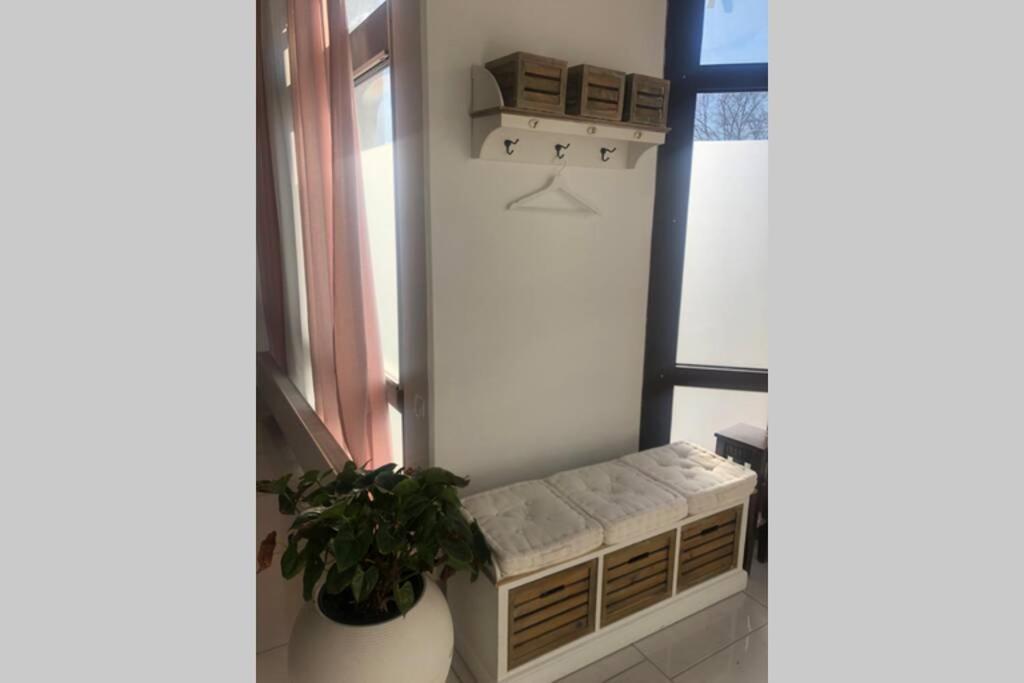 Stadtsuite Mit Sauna In Wiener Neustadt 135 M2 Екстер'єр фото