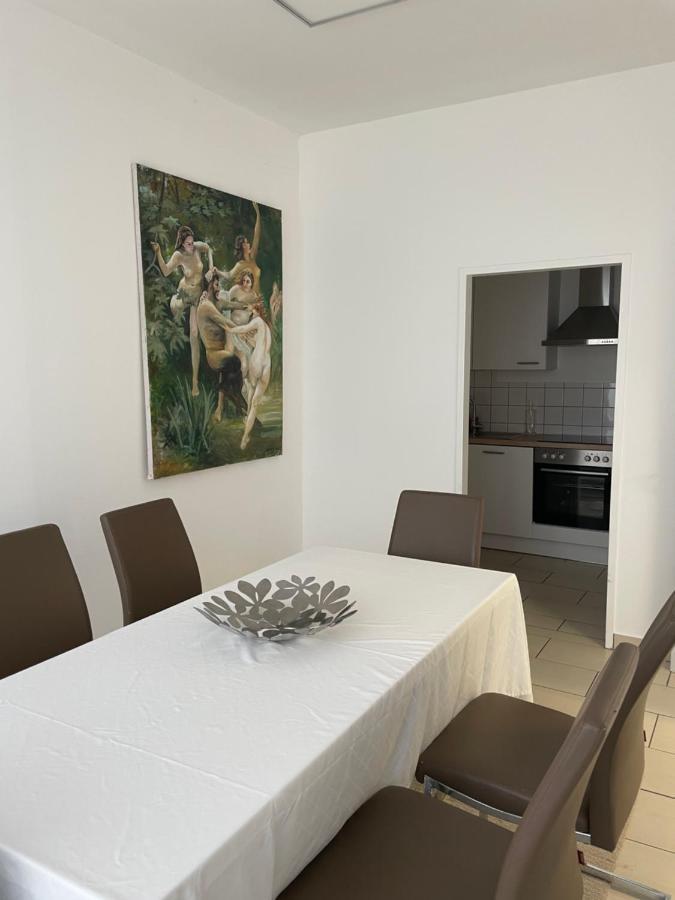 Stadtsuite Mit Sauna In Wiener Neustadt 135 M2 Екстер'єр фото