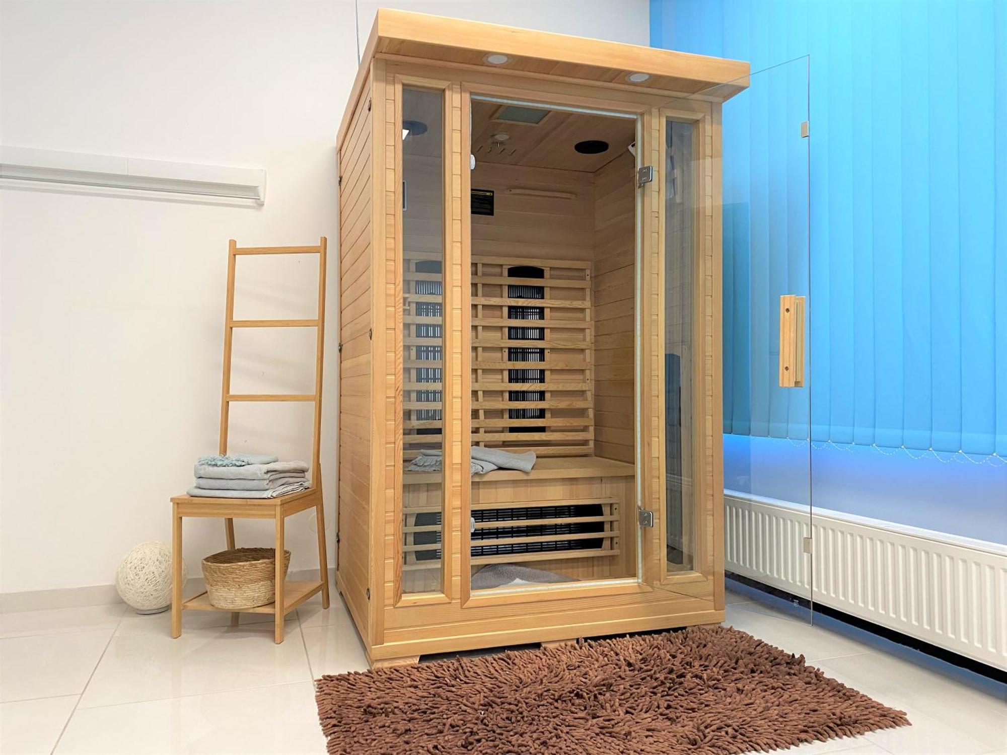Stadtsuite Mit Sauna In Wiener Neustadt 135 M2 Екстер'єр фото