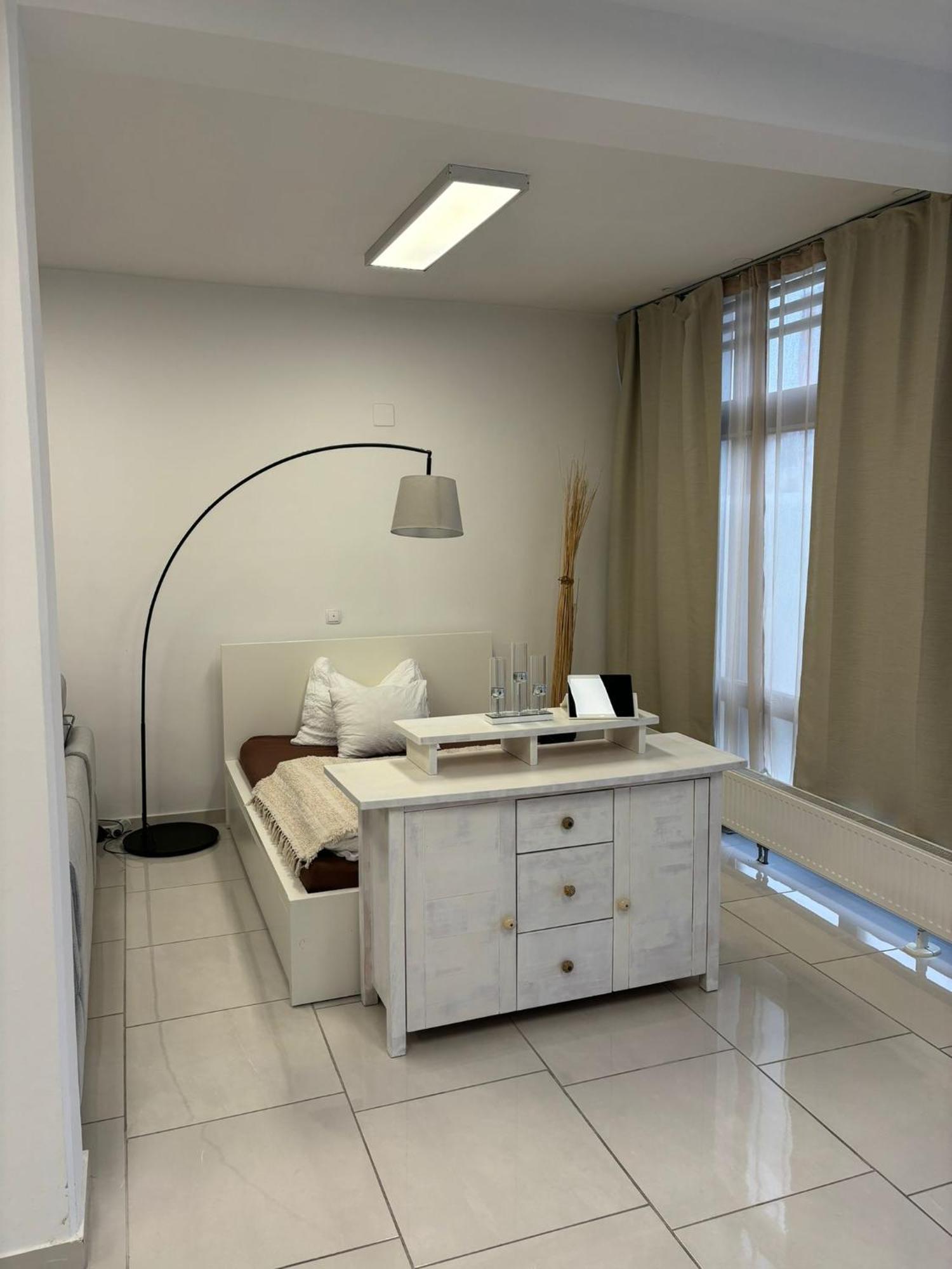 Stadtsuite Mit Sauna In Wiener Neustadt 135 M2 Екстер'єр фото